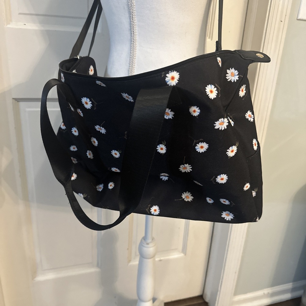 Alice + Olivia By‎ Stacy Bendet Daisy Duffel Print Bag